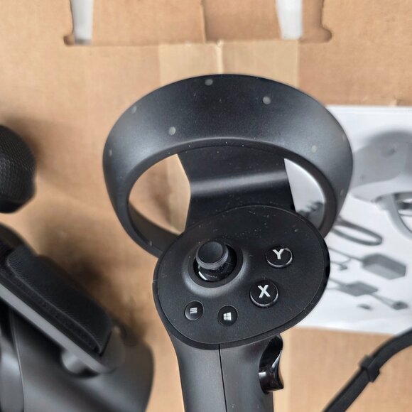 HP Reverb G2 VR Mixed Reality Headset With/ One Controller & Cables - Picture 14 of 16